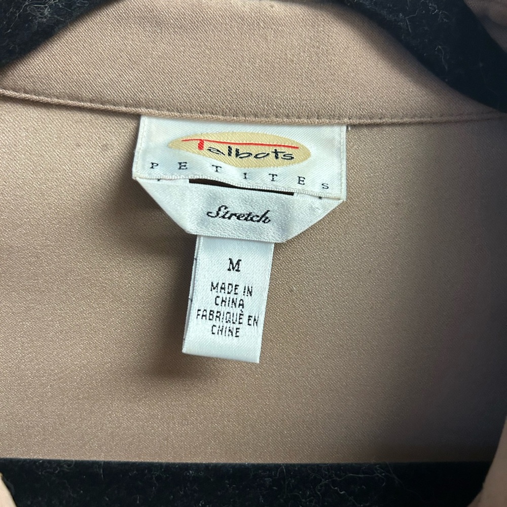 Talbots Button down - Picture 2 of 4